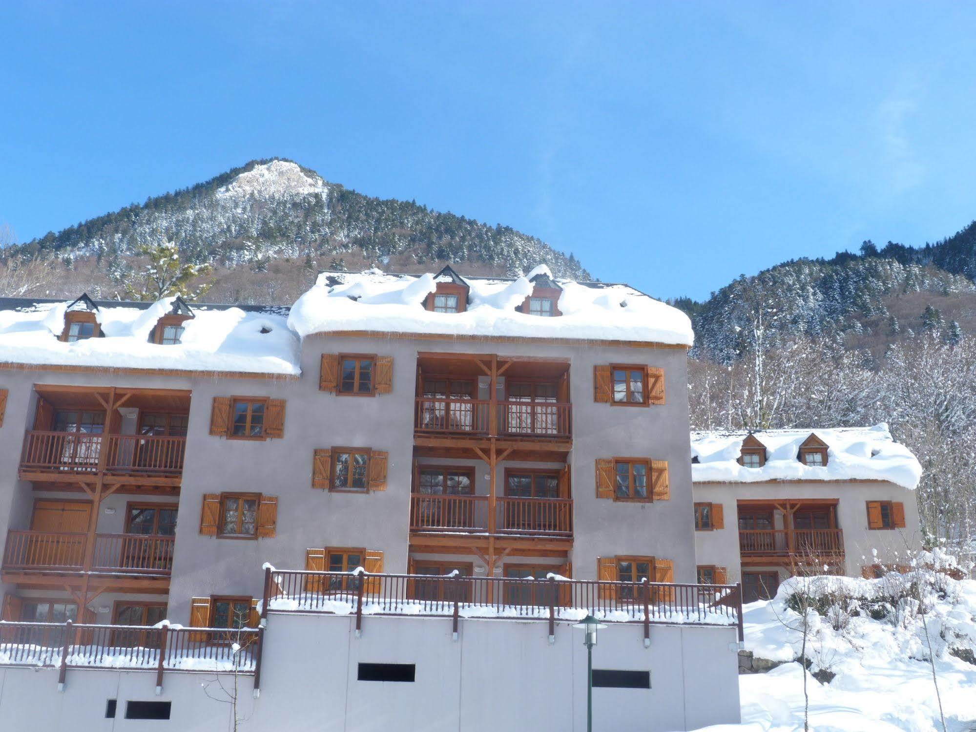 Residence Nemea Les Chalets D'Estive โกเตอเรต์ ภายนอก รูปภาพ